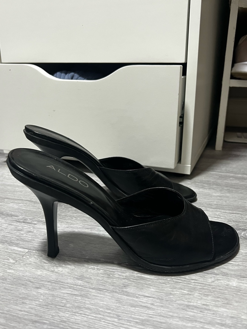 ALDO Black Open-Toe leather Slip on heels
